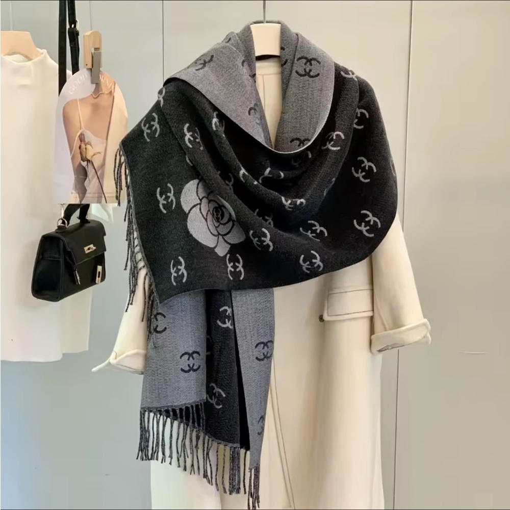 Brand New Elegant Black and Gray Patterned Scarf